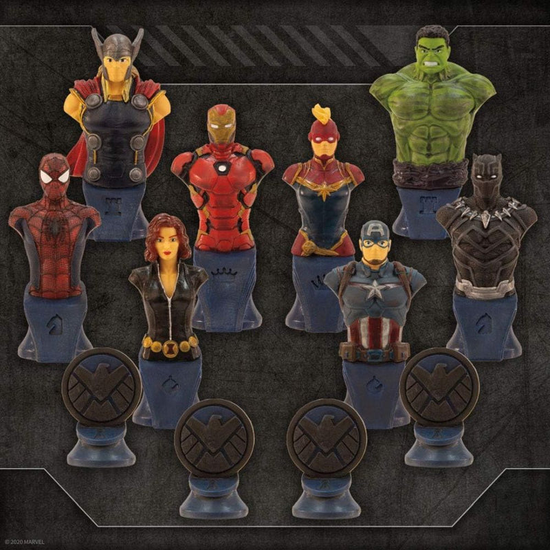 ギャラリービューアに画像をロードする, Marvel Collector&#39;s Chess Set【英語版】
